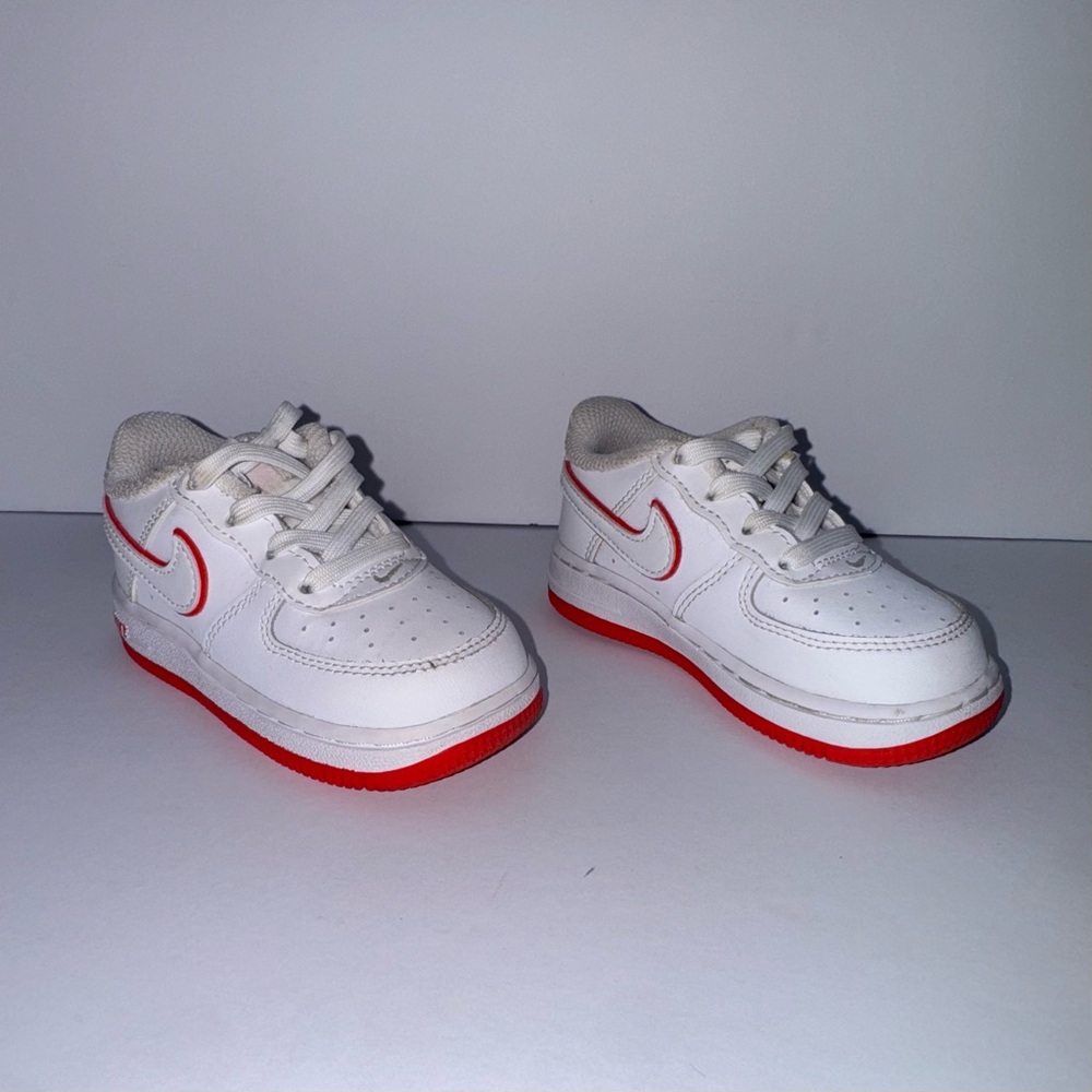 Nike Cortez Sneakers – White & Red – Size 6C (Infant/Toddler)
